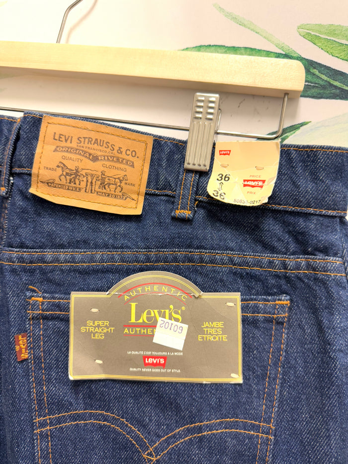 Levi ‘87 Vintage New Jeans (36x36)
