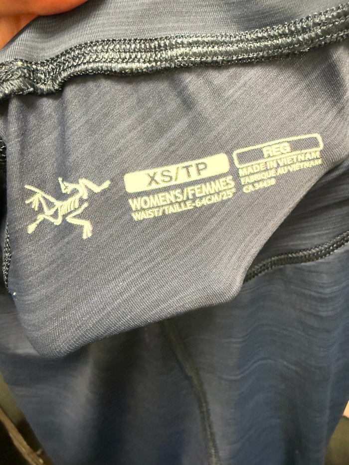 Arc’teryx Harem Crop Pant (XS)