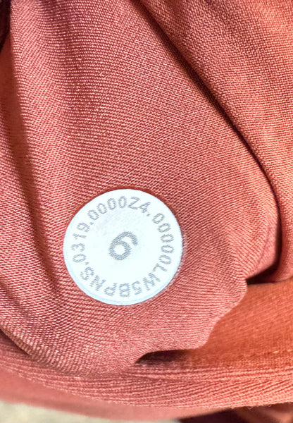 Lululemon On The Fly MR Pant 28” (6)
