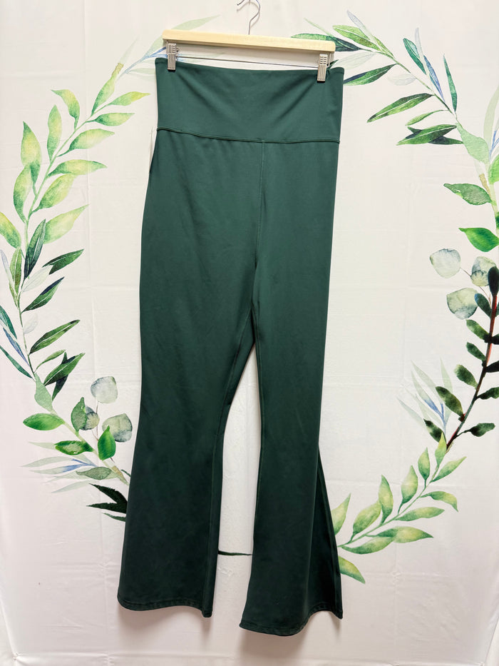 Smash & Tess Flare HR Pant (2XL)