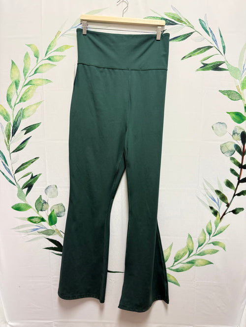 Smash & Tess Flare HR Pant (2XL)