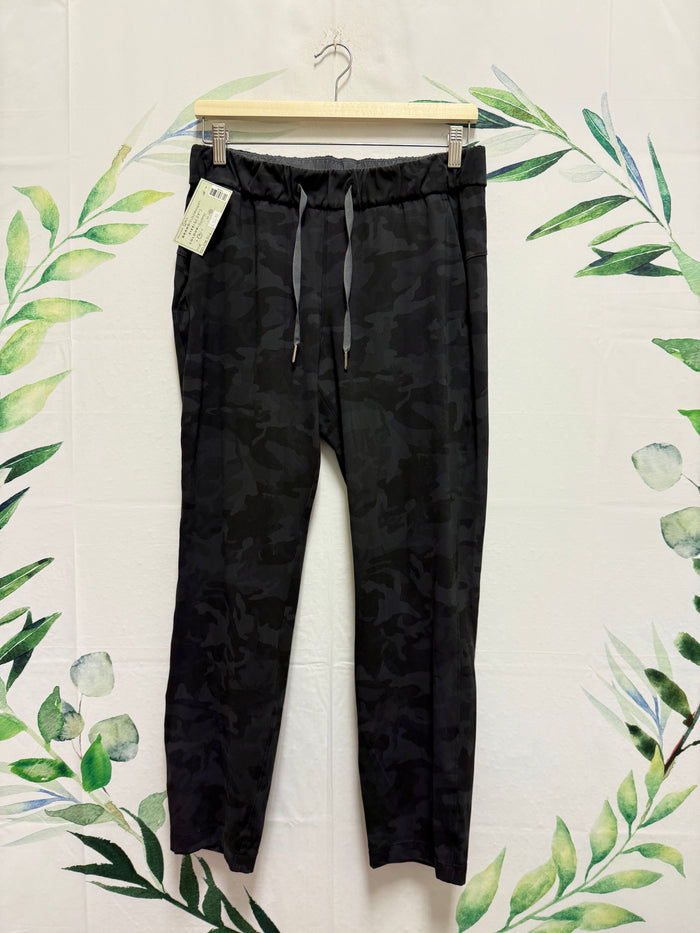 Lululemon On The Fly MR Pant 28” (6)