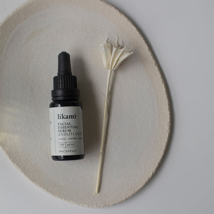 Facial Essential Serum
