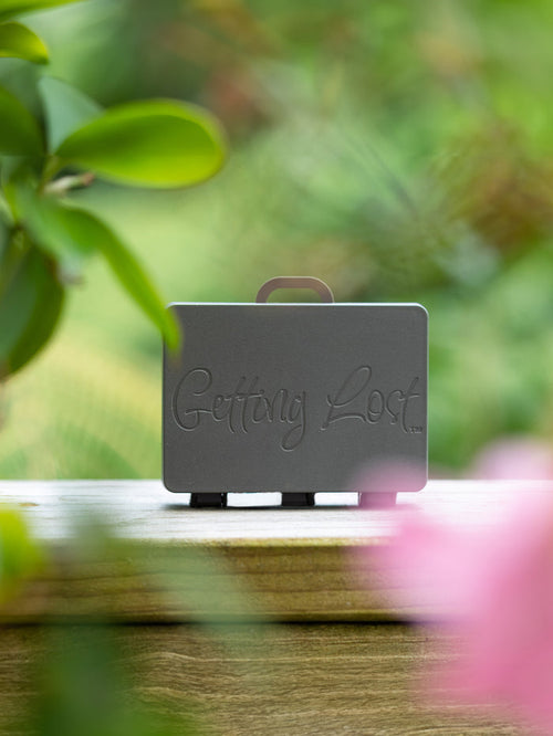 Getting Lost card holder suitcase | Charcoal-Image 1