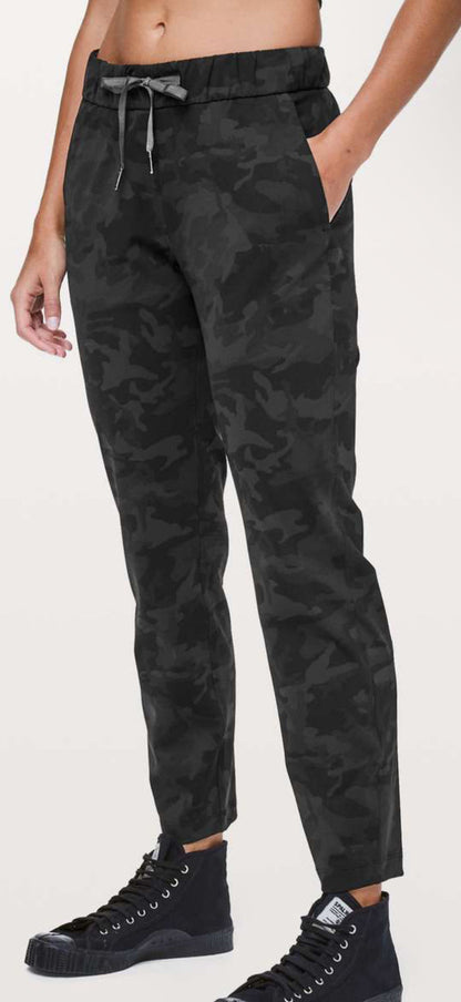 Lululemon On The Fly MR Pant 28” (6)