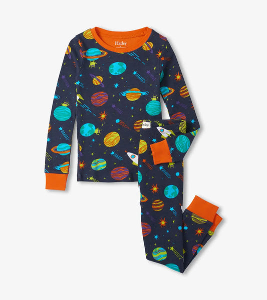 Hatley boys Space Explorer organic cotton pajama set in Navy/Orange with long sleeves and matching pants.